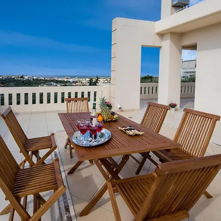 With Private Pool Near To The Sea Daratsos