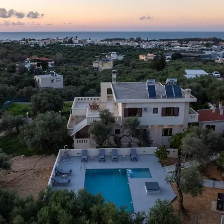 With Private Pool Near To The Sea Daratsos