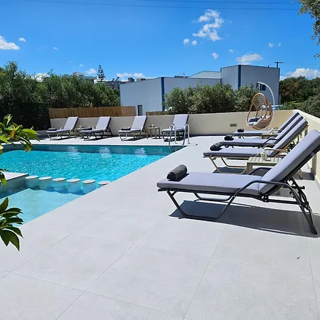 With Private Pool Near To The Sea Apartment Daratsos
